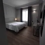 Residenza Montebello 4*