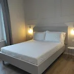 招待所 Residenza Montebello 4*