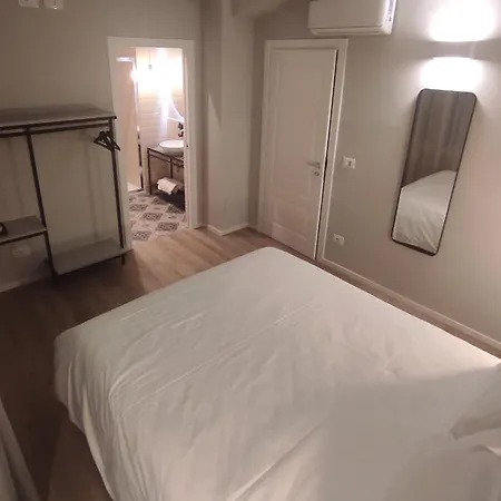 Residenza Montebello Pensión Ancona